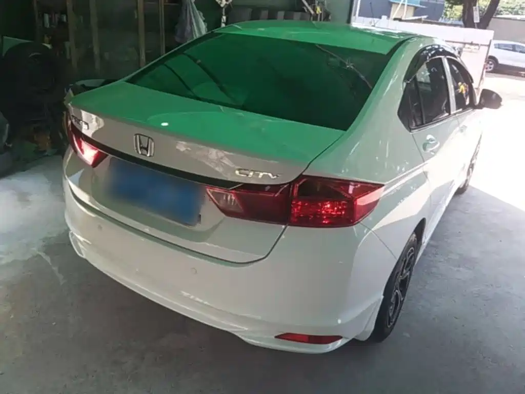 Honda City 2015 — фото 7