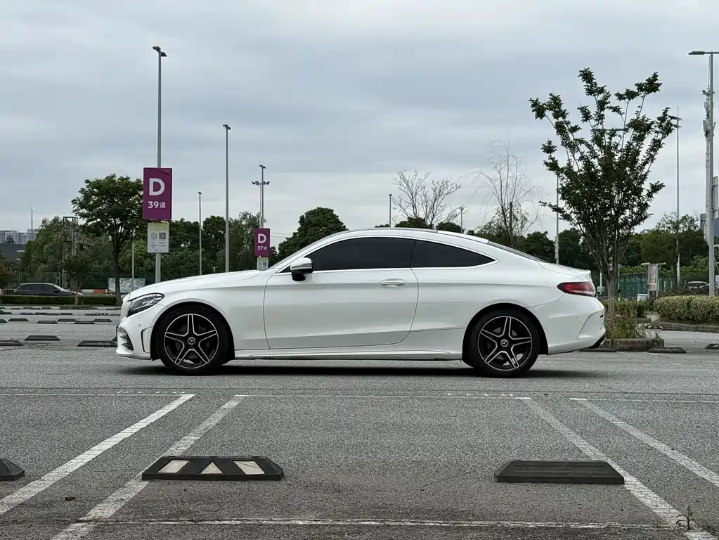 Mercedes-Benz C-Class 2021 — фото 4
