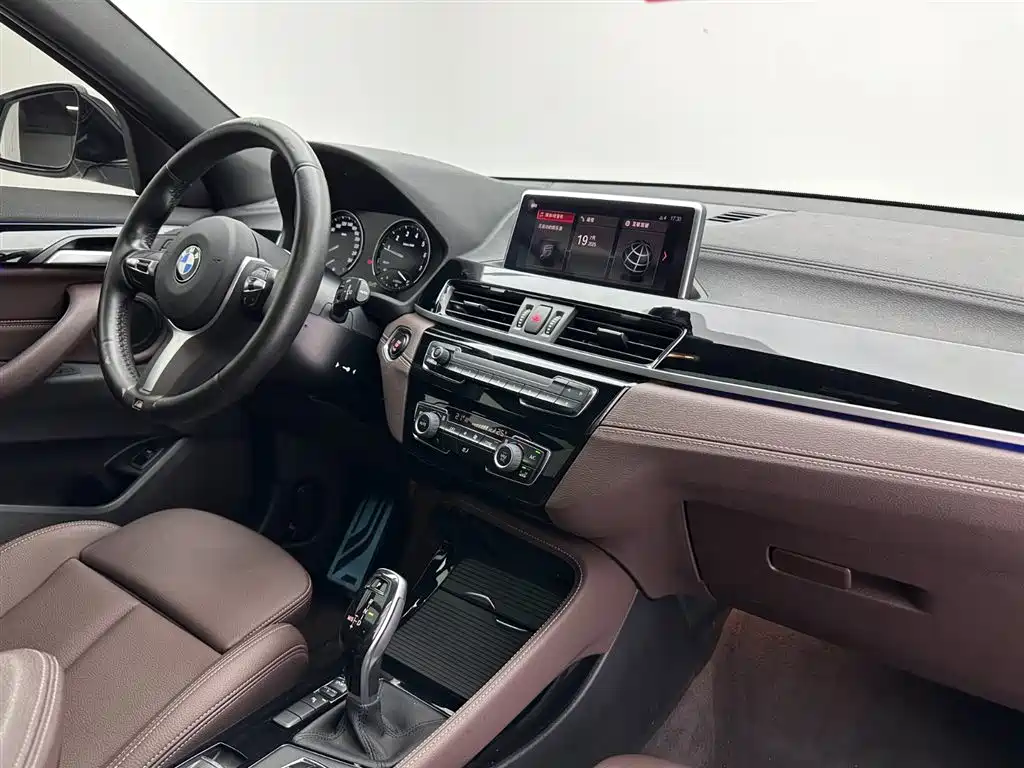 BMW X2 2020 — фото 16