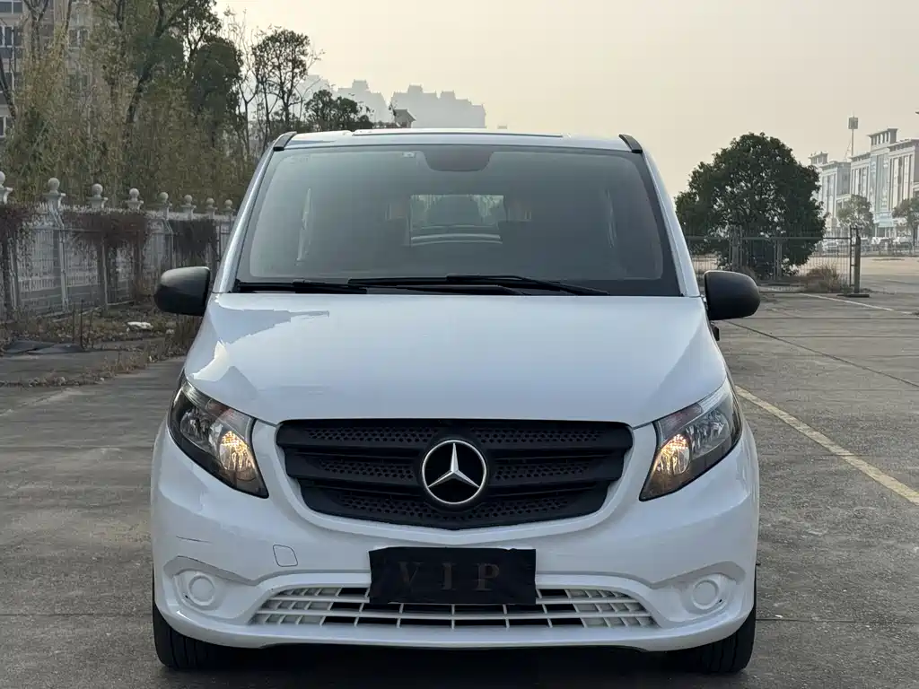 Mercedes-Benz Vito 2017 — фото 2