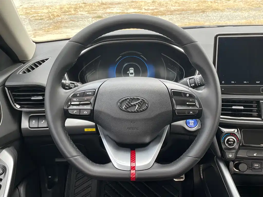 Hyundai Fista 2021 — фото 17