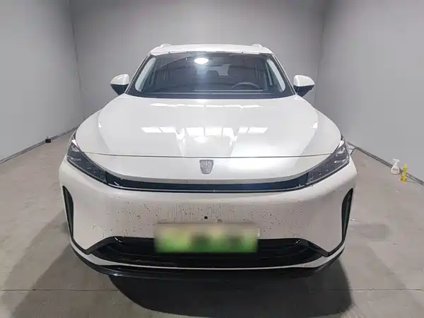 Roewe D5X DMH 2024