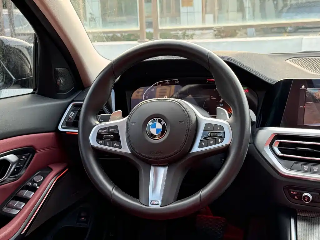 BMW 3 Series 2021 — фото 12