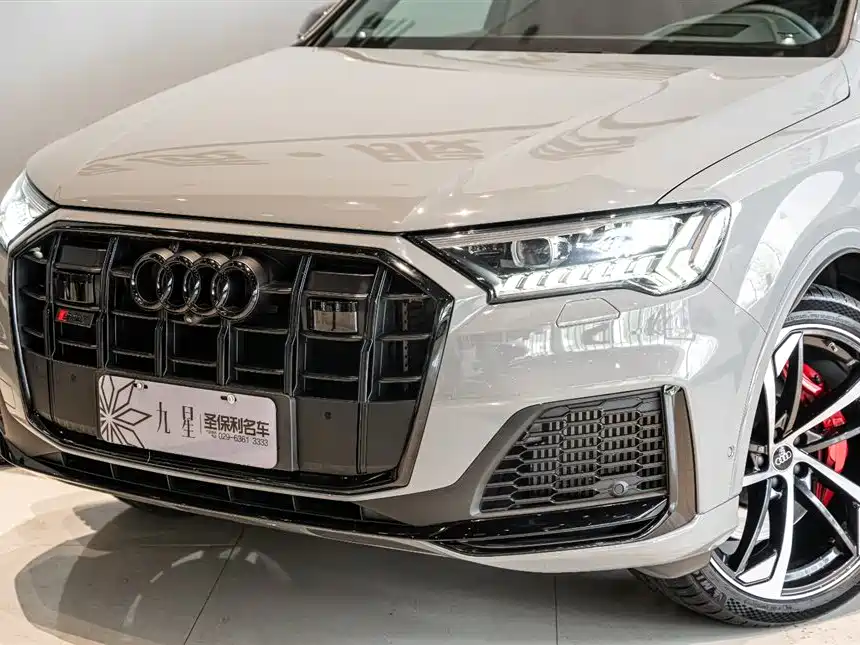 Audi SQ7 2024 — фото 21