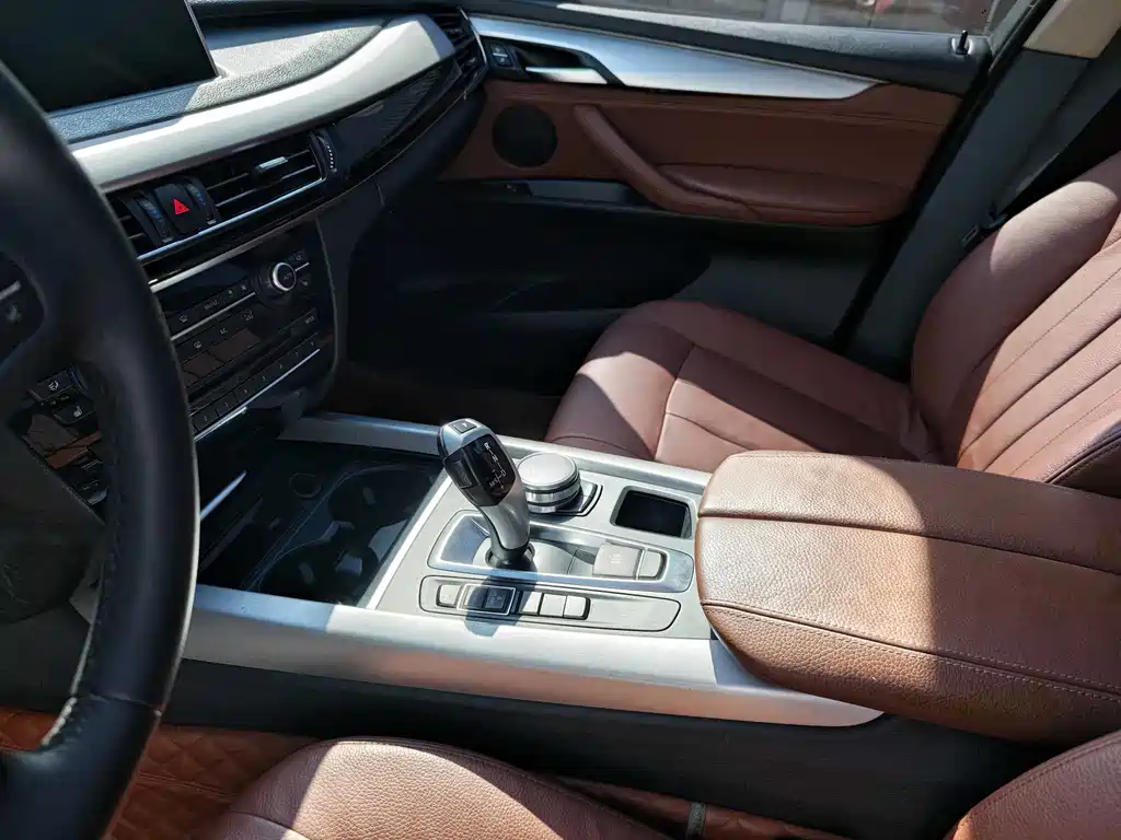 BMW X5 2018 — фото 15