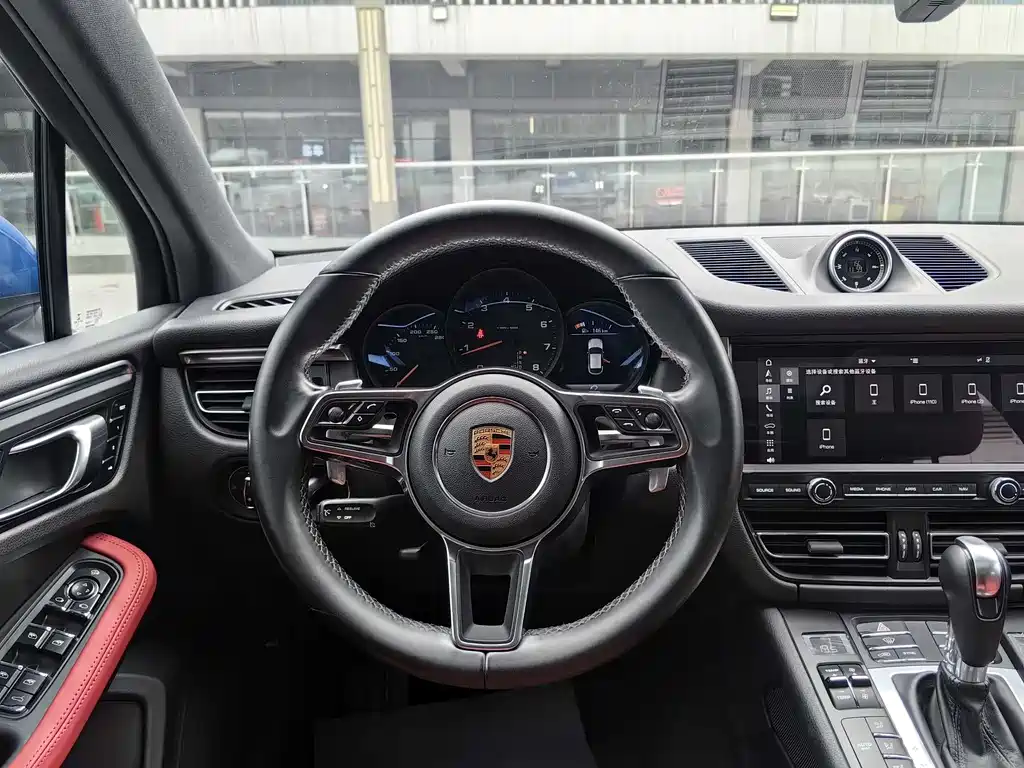 Porsche Macan 2020 — фото 21