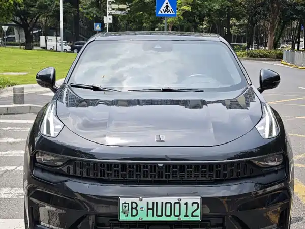 Lynk & Co 05 EM-P 2021