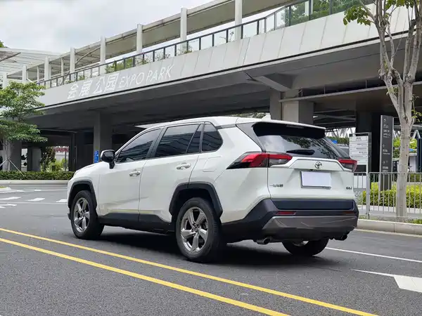 Toyota RAV4 2023