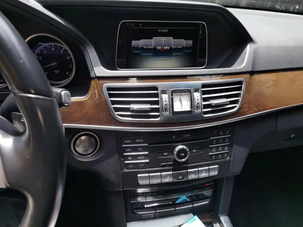 Mercedes-Benz E-Class 2015