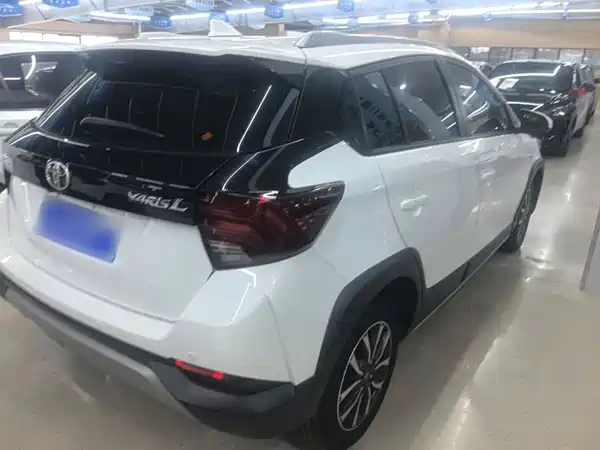 Toyota Yaris L 2020