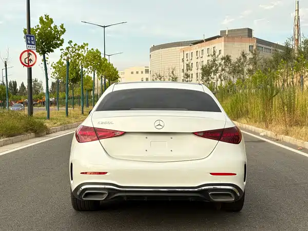 Mercedes-Benz C-Class 2023
