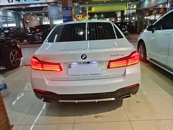 BMW 5 Series 2023