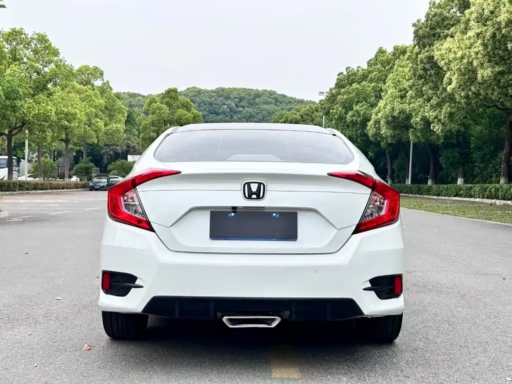Honda Civic 2020 — фото 8