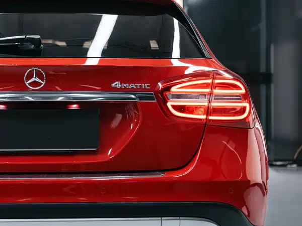 Mercedes-Benz GLA 2015