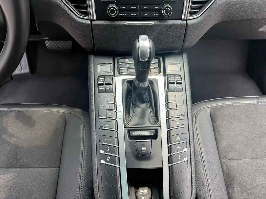 Porsche Macan 2018 — фото 4