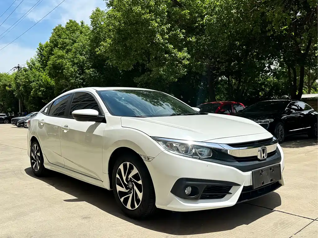 Honda Civic 2019 — фото 3