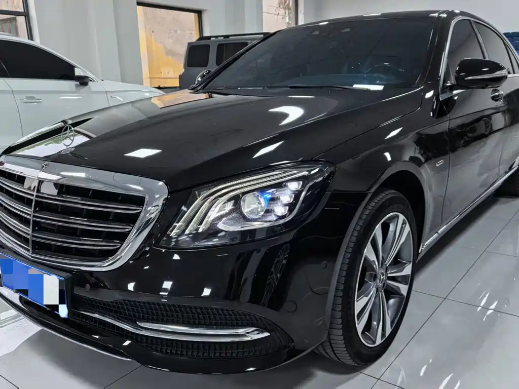 Mercedes-Benz S-Class 2021