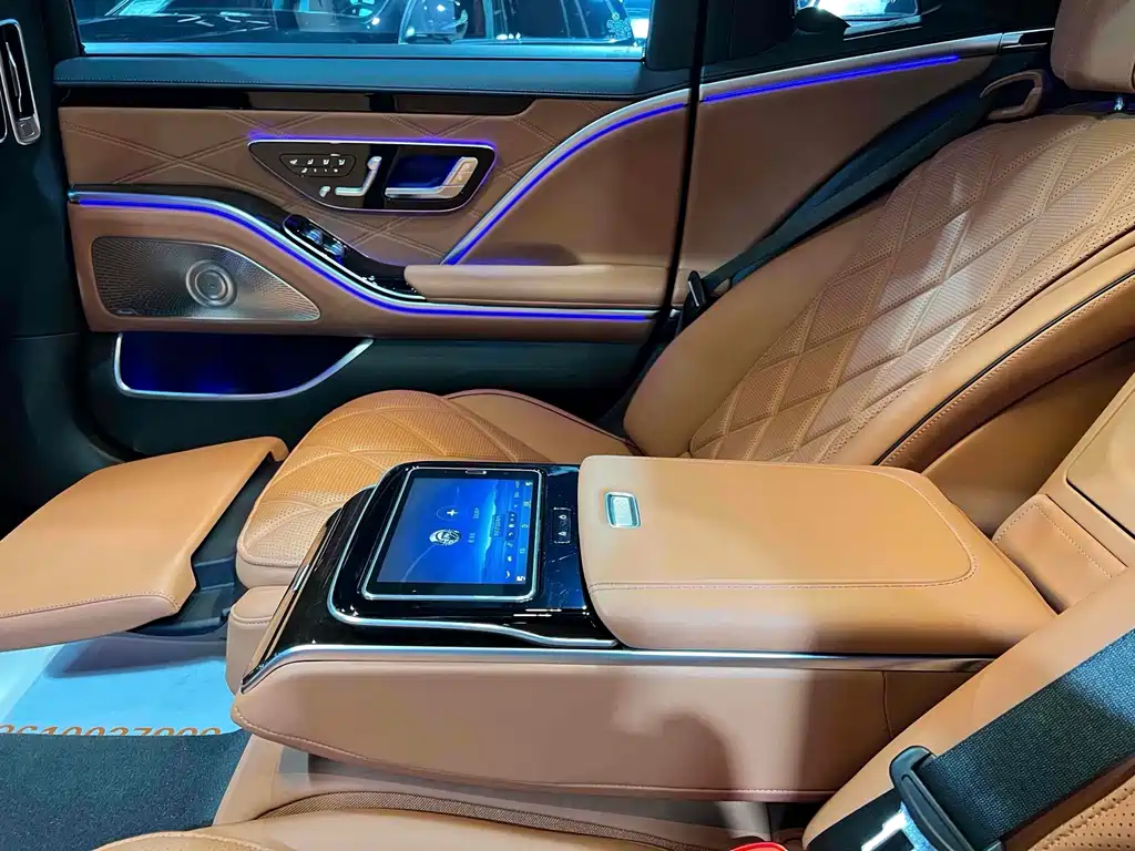 Mercedes-Benz S-Class 2024 — фото 16