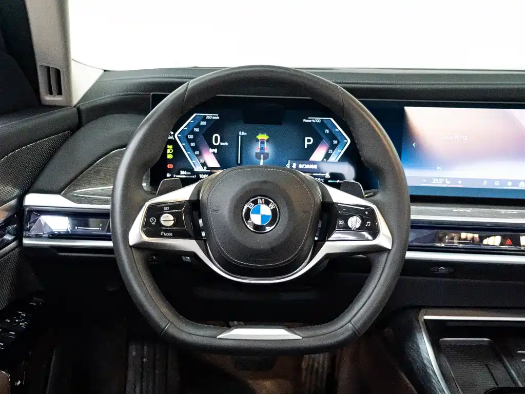 BMW 7 Series 2025 — фото 12
