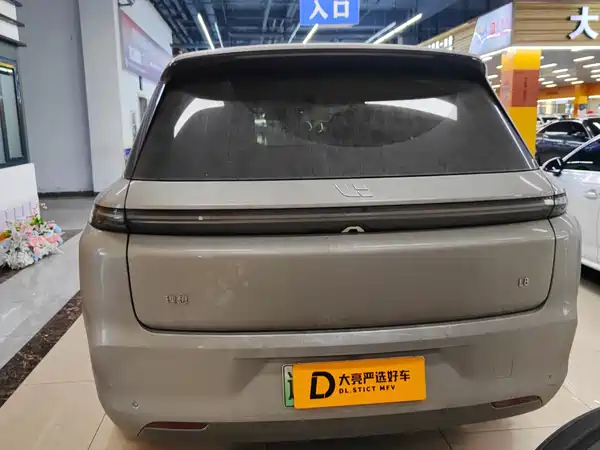 Li Auto L8 2023