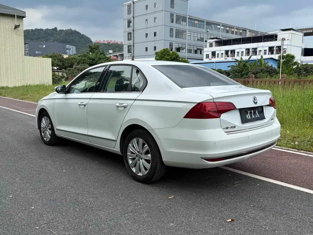 Volkswagen Bora 2016