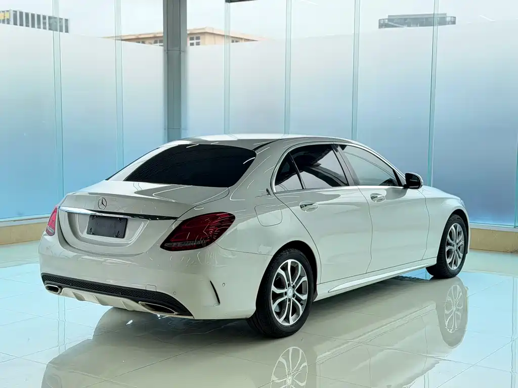 Mercedes-Benz C-Class 2017