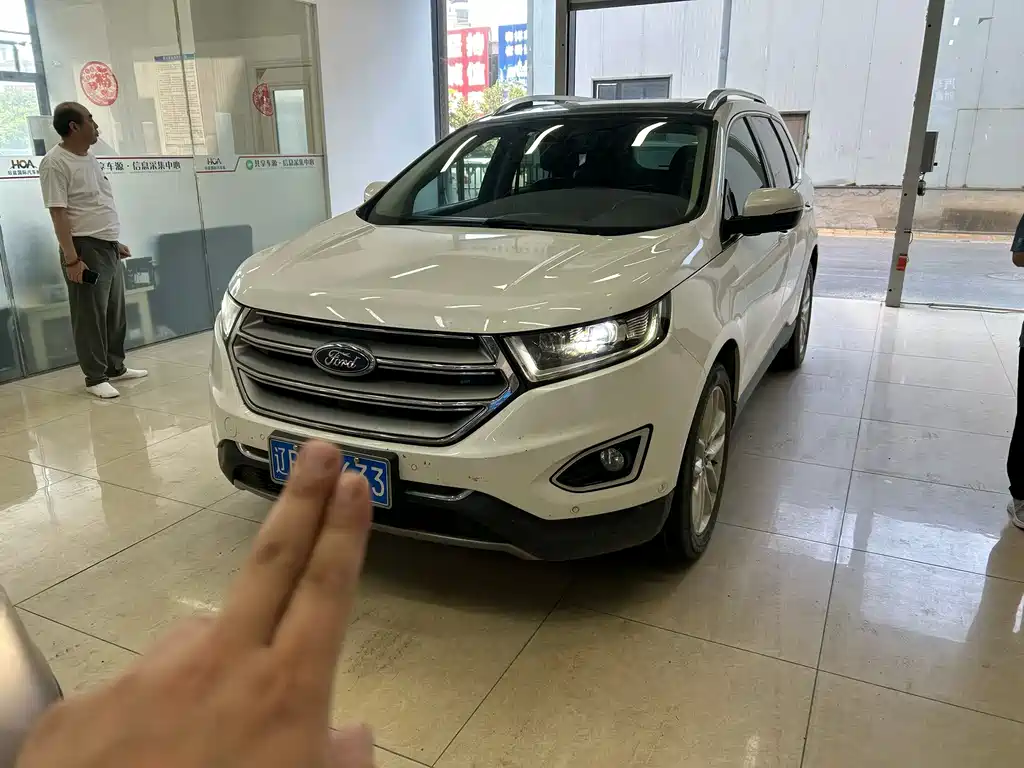 Ford Edge 2015 — фото 2
