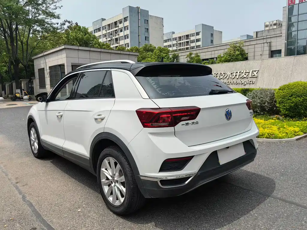 Volkswagen T-Roc 2019 — фото 7