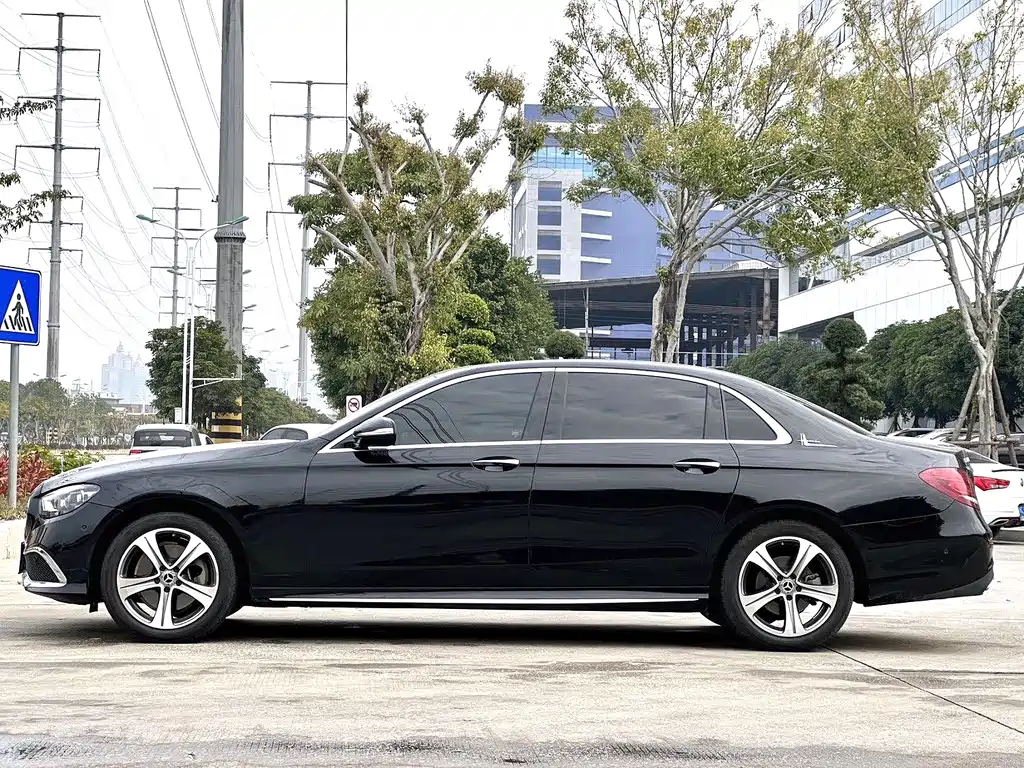 Mercedes-Benz E-Class 2019
