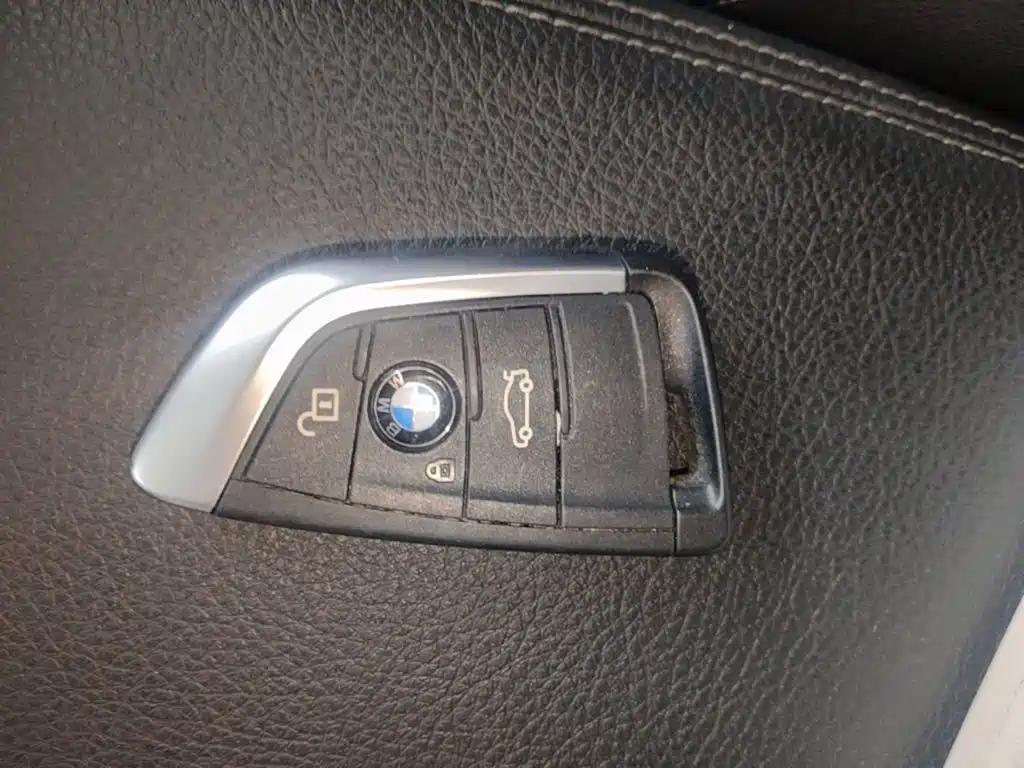 BMW 1 Series 2019 — фото 9