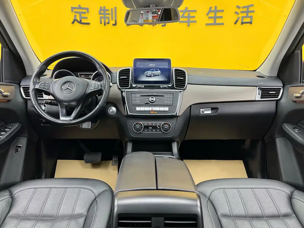 Mercedes-Benz GLE 2019 — фото 10