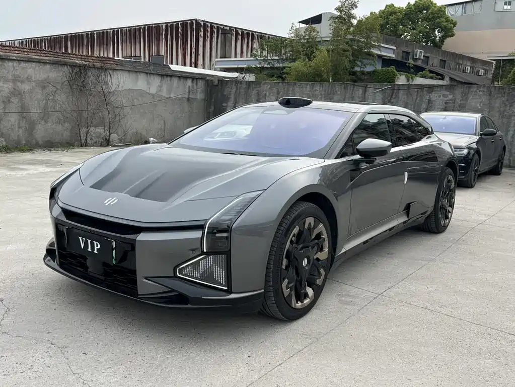 HiPhi Z 2023