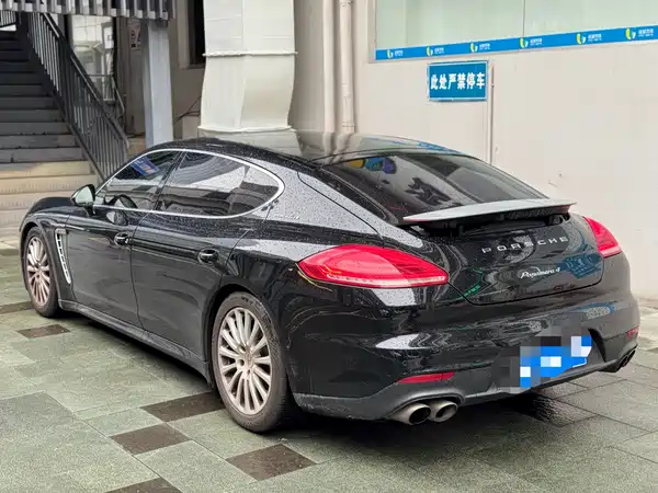 Porsche Panamera 2015