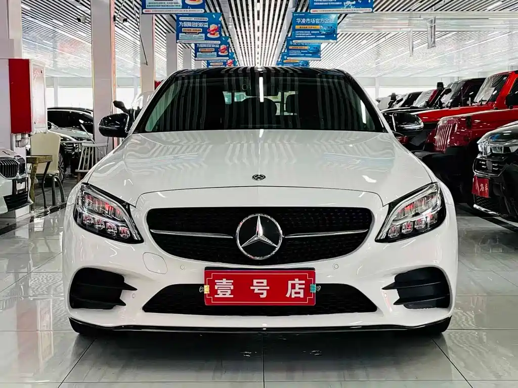 Mercedes-Benz C-Class 2021