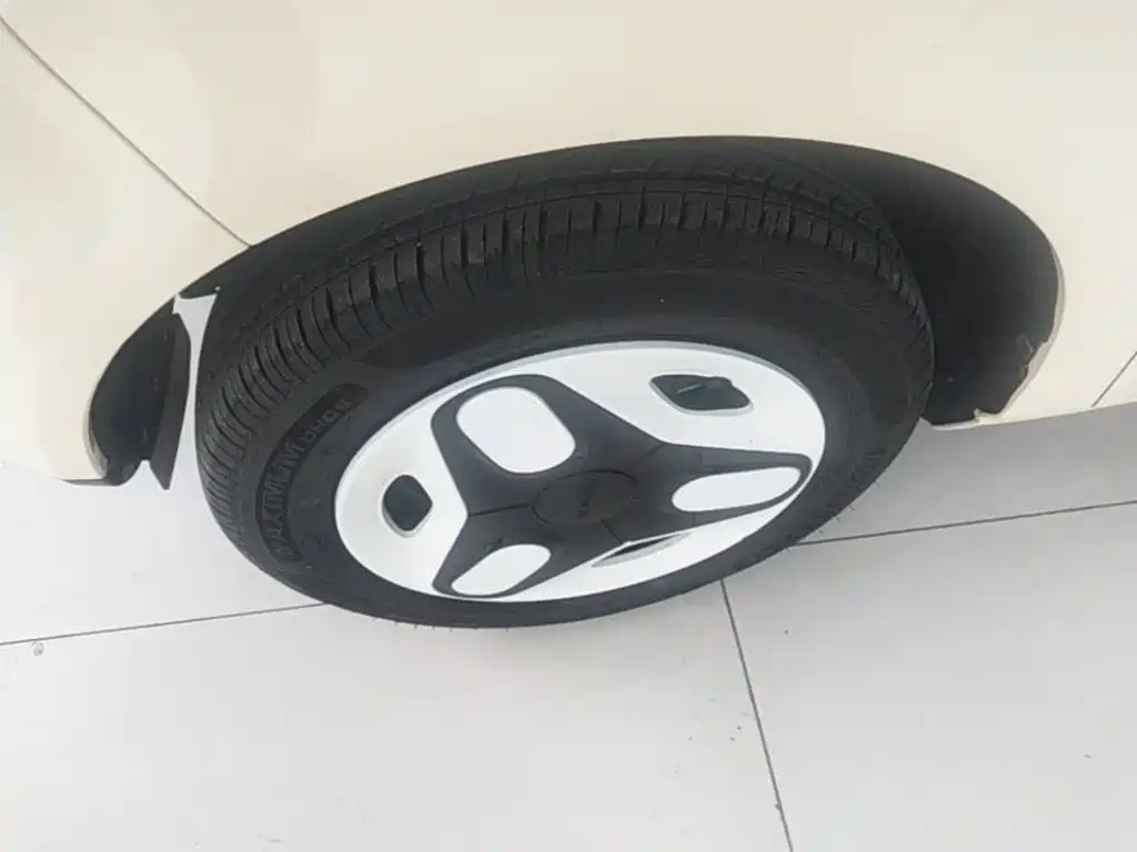 Geely Galaxy Panda 2025 — фото 23