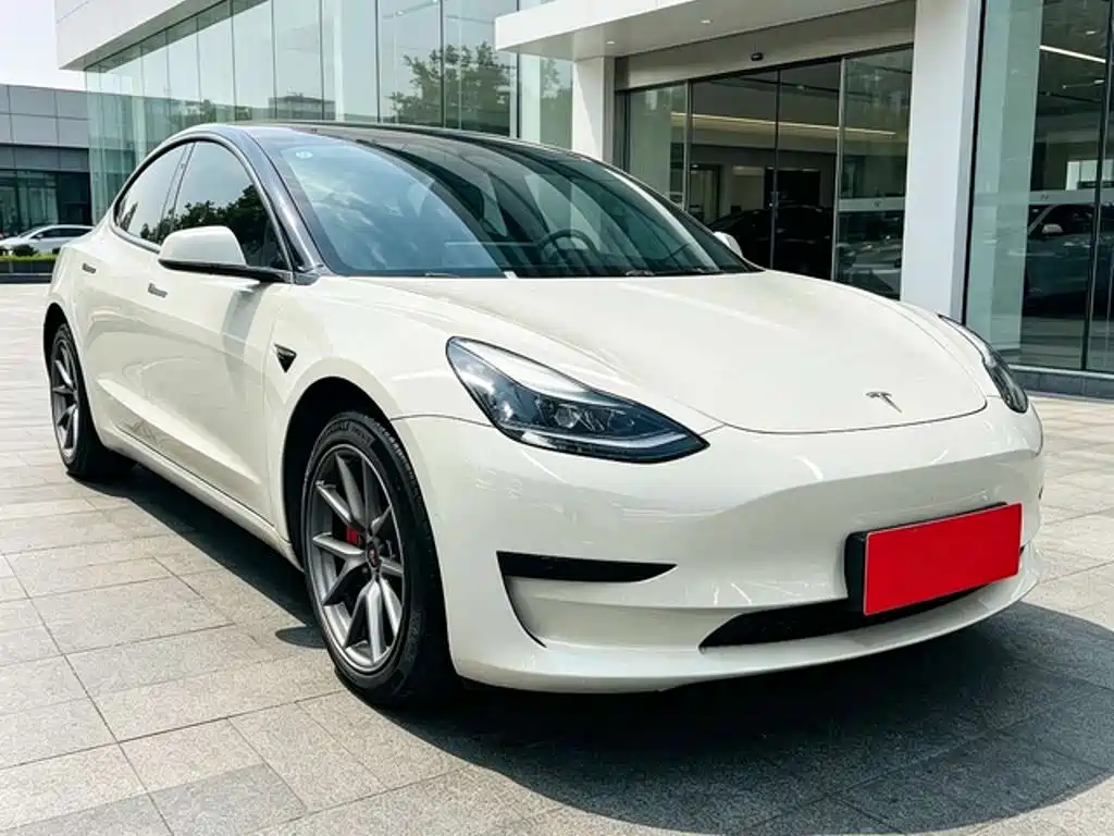 Tesla Model 3 2023 — фото 3