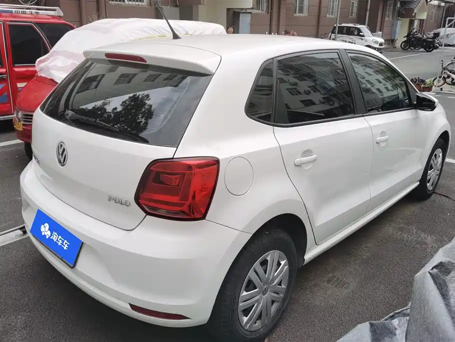Volkswagen Polo 2016