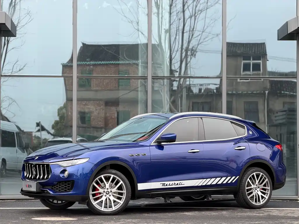 Maserati Levante 2018 — фото 1