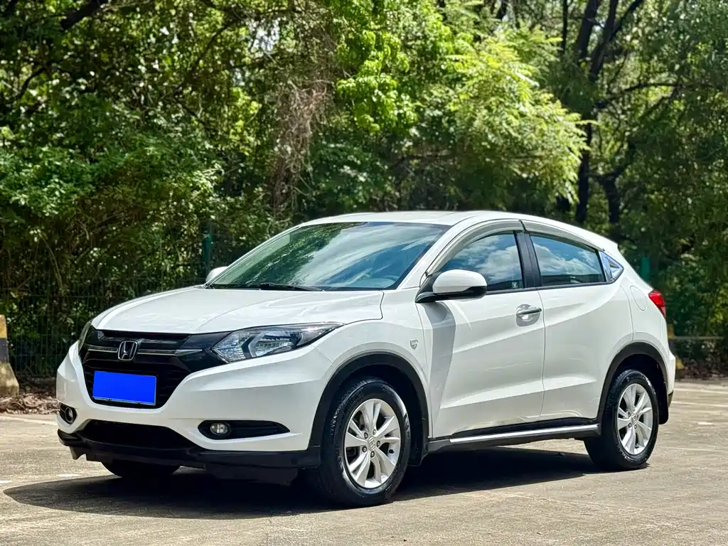 Honda Vezel 2016