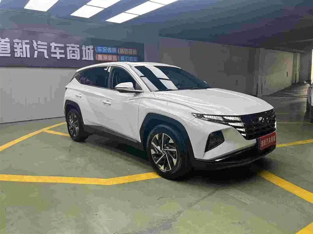 Hyundai Tucson 2023 — фото 3