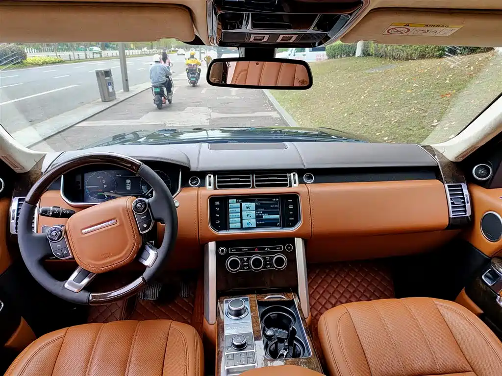 Land Rover Range Rover 2016 — фото 10