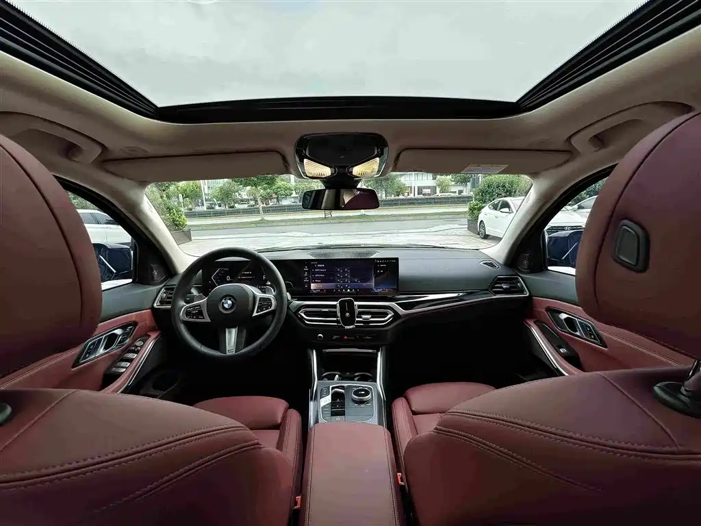 BMW 3 Series 2024