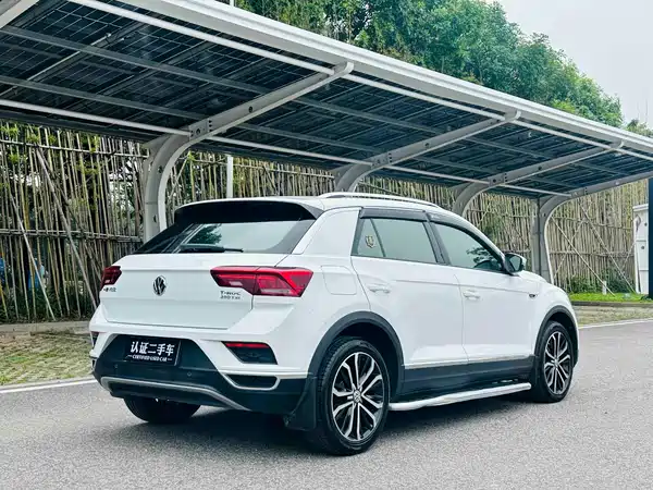 Volkswagen T-Roc 2019