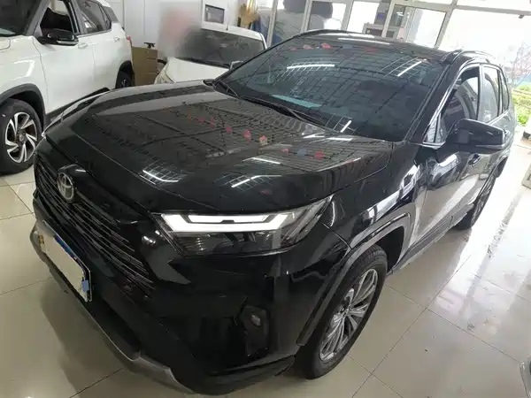 Toyota RAV4 2024