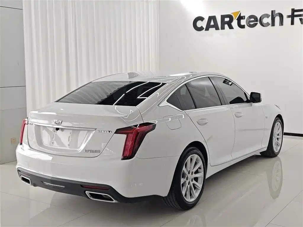 Cadillac CT5 2021 — фото 15