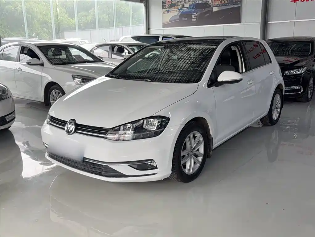 Volkswagen Golf 2018 — фото 1