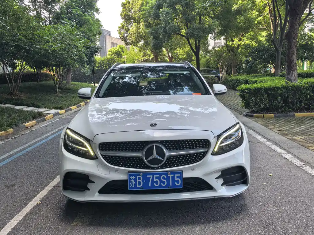 Mercedes-Benz C-Class 2021