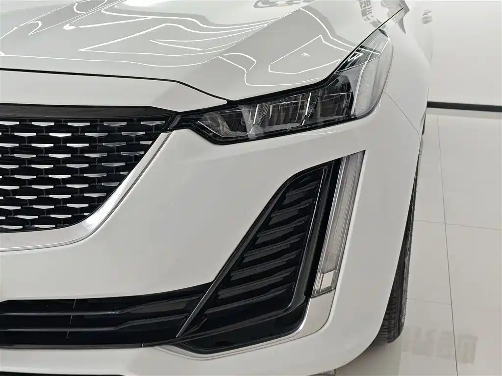 Cadillac CT5 2021 — фото 4