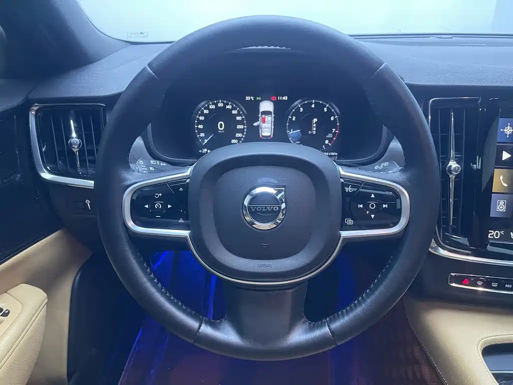 Volvo V90 2019 — фото 17