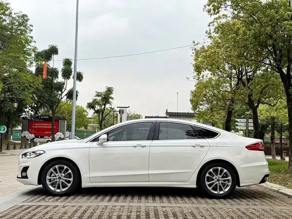 Ford Mondeo 2020